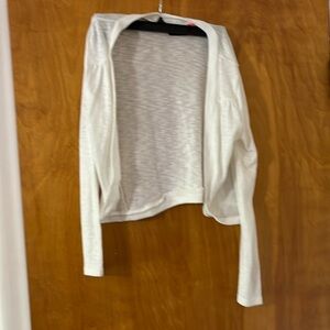 Children’s PLACE off-white long sleeve shrug  size XL (14)